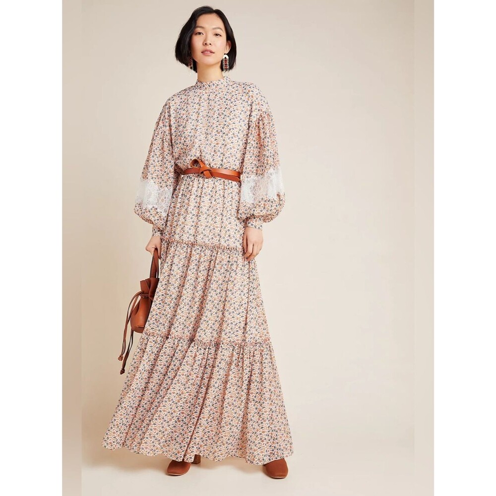 Sachin & Babi Rosalyn Tiered Lace Maxi Dress Neutral Floral Motif Size 2 NWOT